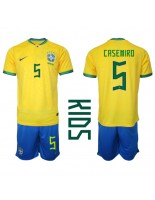 Brasilia Casemiro #5 Kotipaita Lasten MM-kisat 2022 Lyhythihainen (+ shortsit)